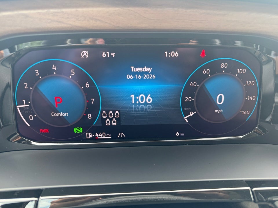 2026 Volkswagen Atlas SE with Technology