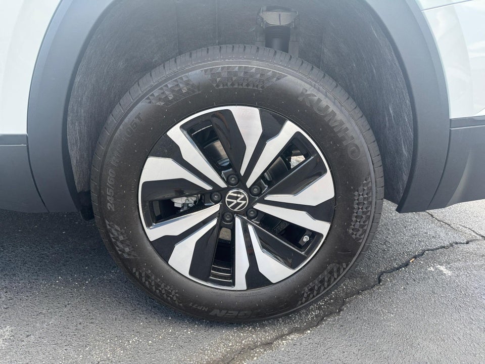 2026 Volkswagen Atlas SE
