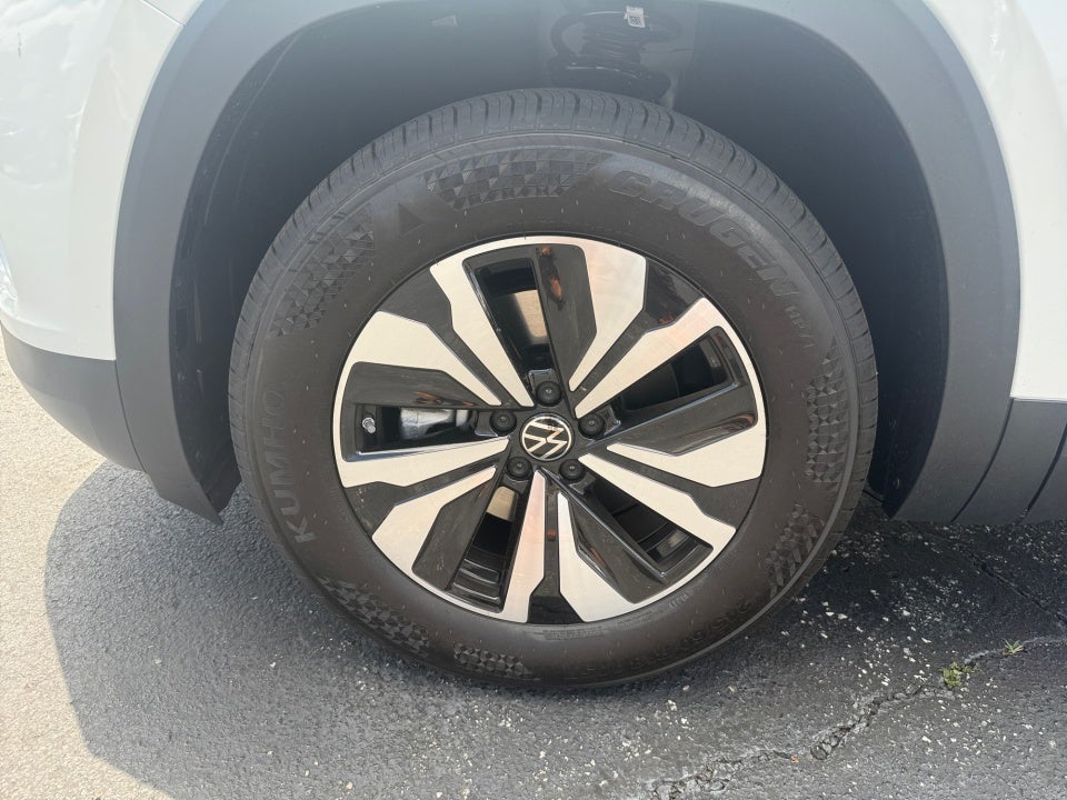 2026 Volkswagen Atlas SE