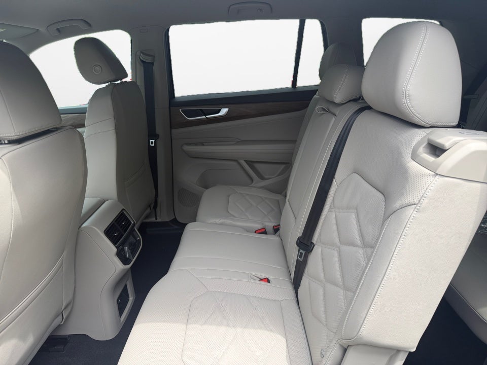 2026 Volkswagen Atlas SE
