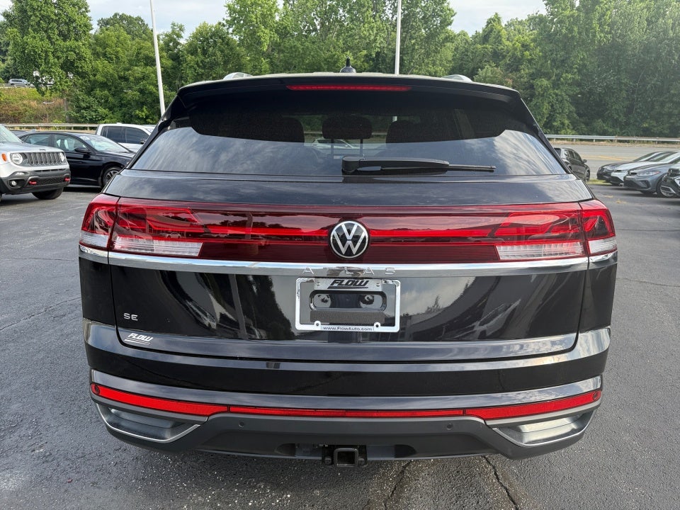 2026 Volkswagen Atlas Cross Sport SE with Technology