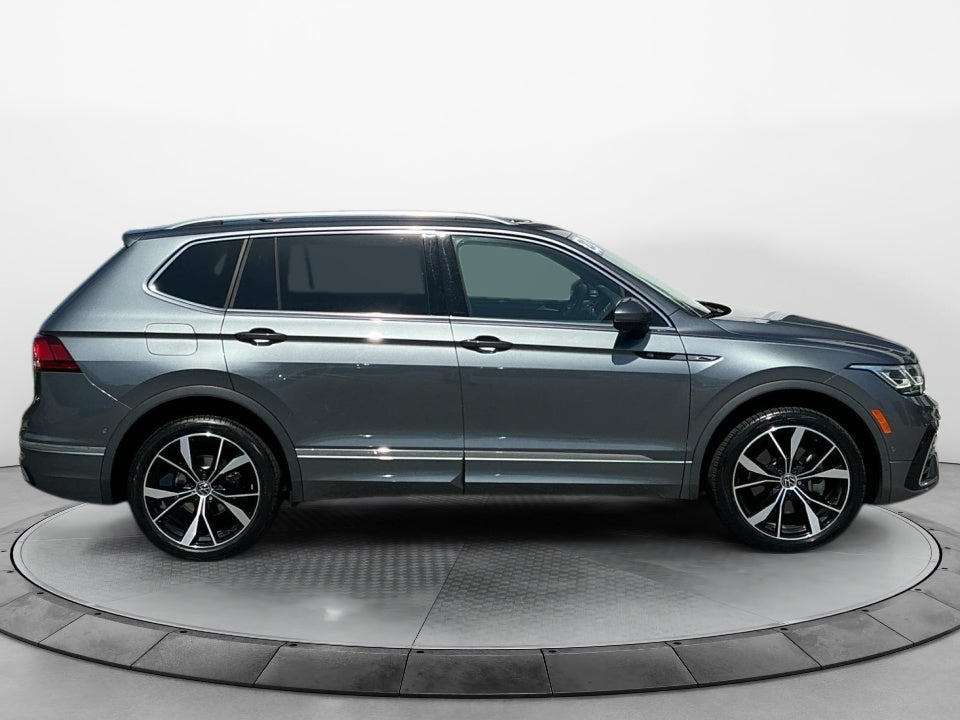 2023 Volkswagen Tiguan SEL R-Line