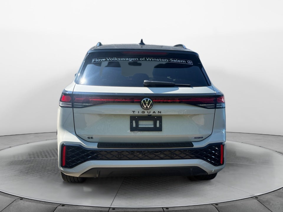 2026 Volkswagen Tiguan SE R-Line Black