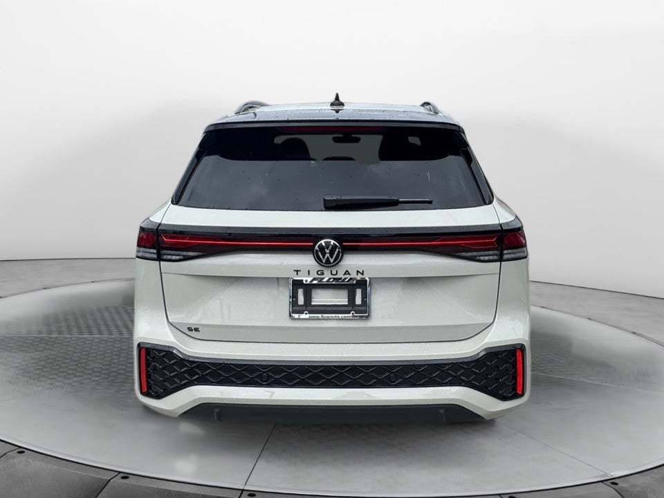 2026 Volkswagen Tiguan SE R-Line Black