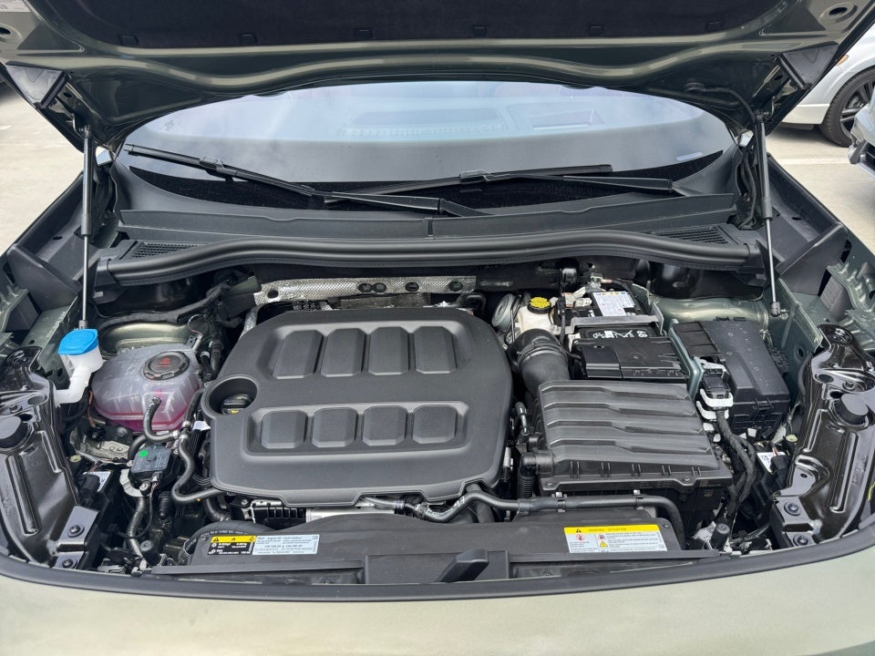2026 Volkswagen Tiguan SEL R-Line Turbo
