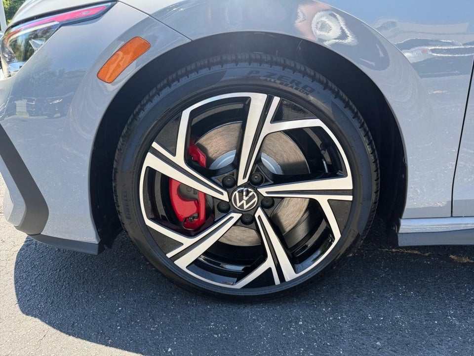 2026 Volkswagen Golf GTI SE