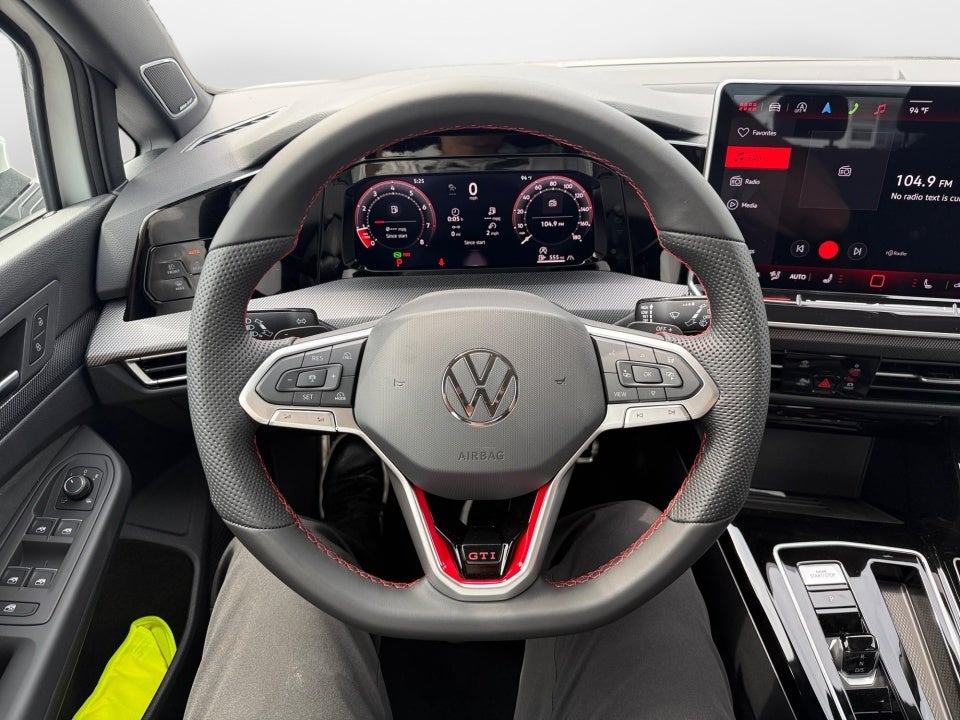 2026 Volkswagen Golf GTI SE
