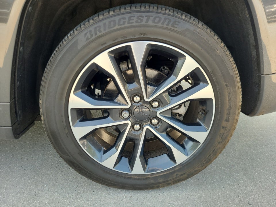 2022 Jeep Grand Cherokee Overland