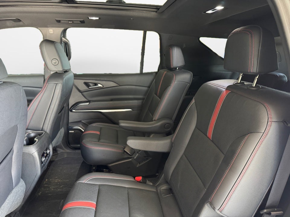 2025 Chevrolet Traverse FWD RS