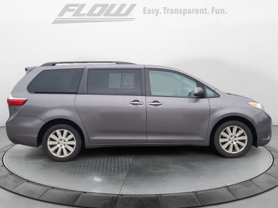 2016 Toyota Sienna XLE