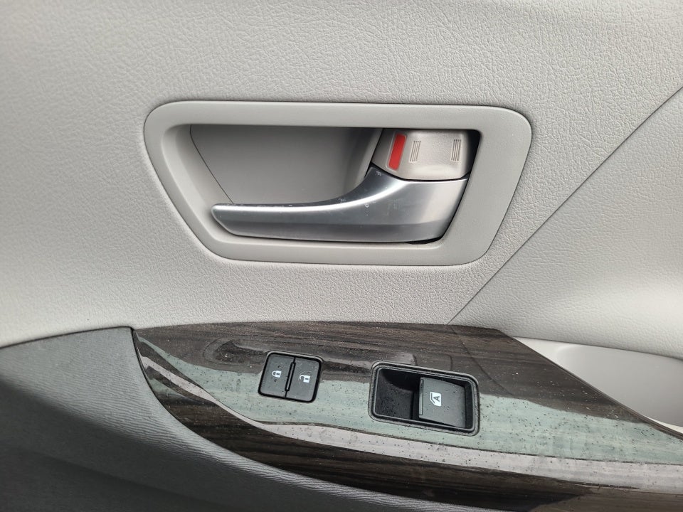 2016 Toyota Sienna XLE