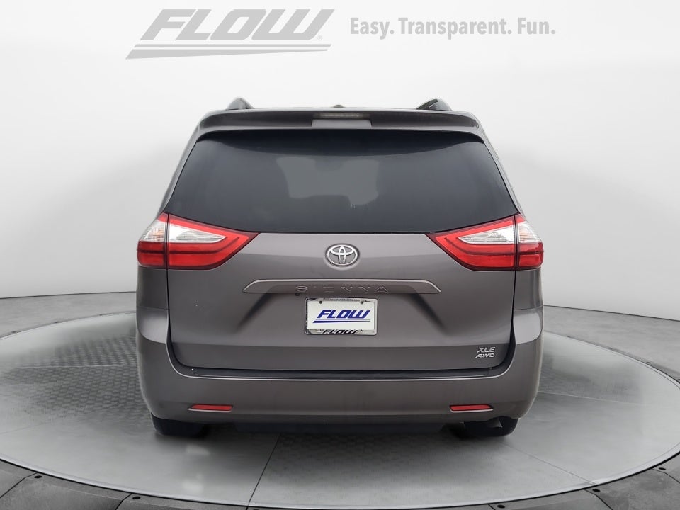 2016 Toyota Sienna XLE