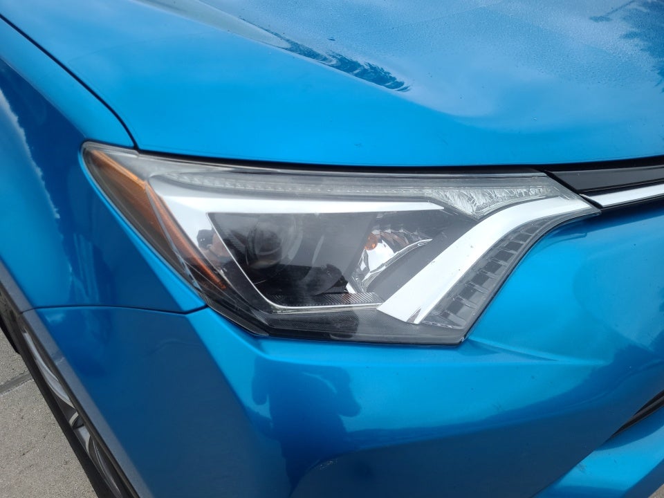 2018 Toyota RAV4 Hybrid Hybrid XLE