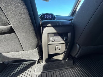 2023 Chevrolet Traverse AWD LT Cloth
