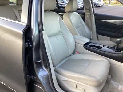 2015 INFINITI Q50 Premium
