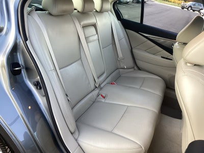 2015 INFINITI Q50 Premium