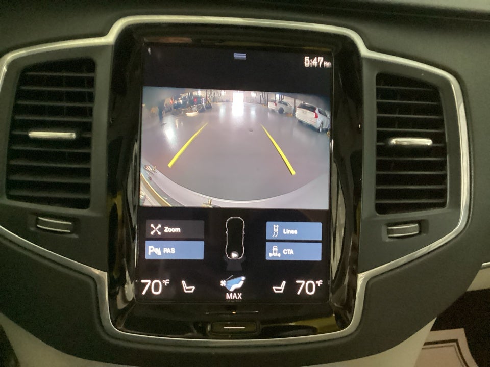 2020 Volvo XC90 Momentum