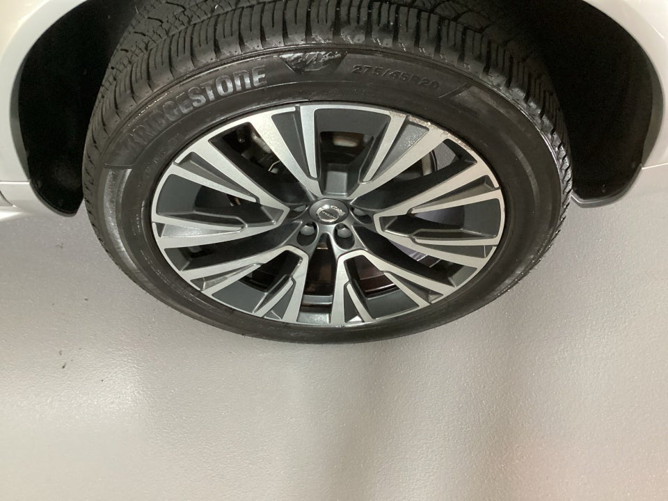 2020 Volvo XC90 Momentum