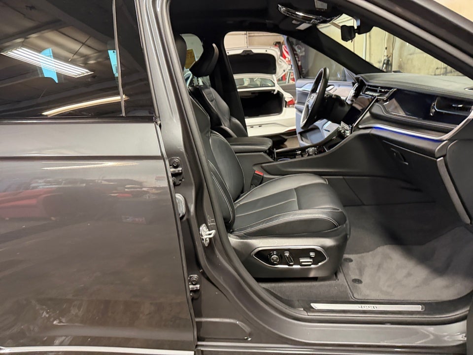 2022 Jeep Grand Cherokee Overland 4x4