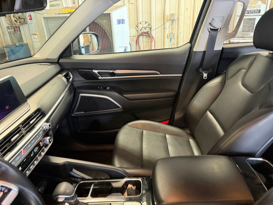 2022 Kia Telluride LX