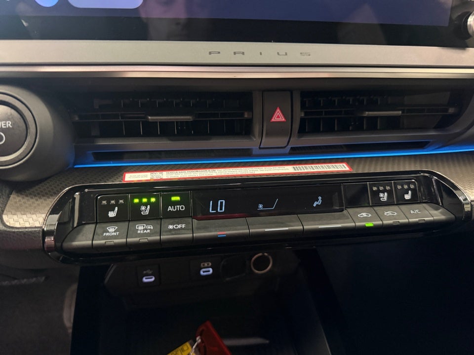 2025 Toyota PRIUS Limited AWD-e