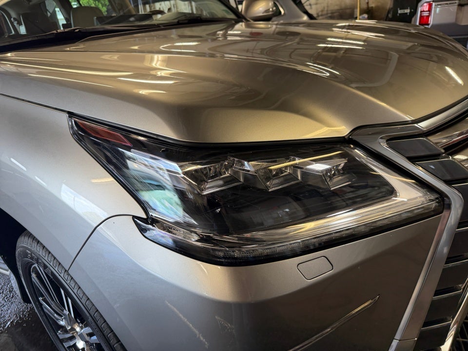 2021 Lexus LX 570 LX 570