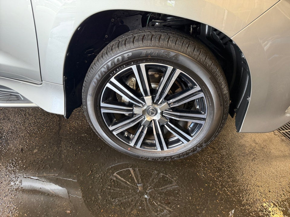 2021 Lexus LX 570 LX 570