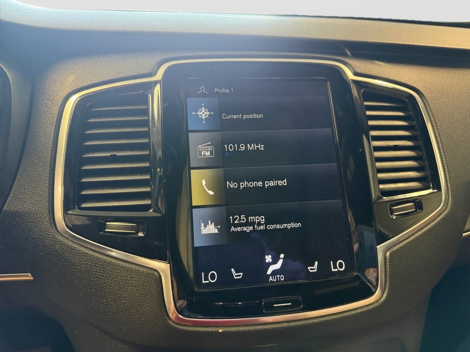 2017 Volvo XC90 Momentum