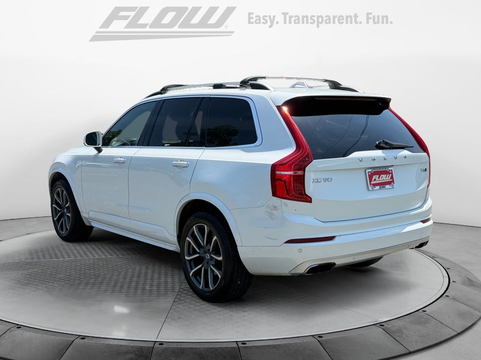 2017 Volvo XC90 Momentum
