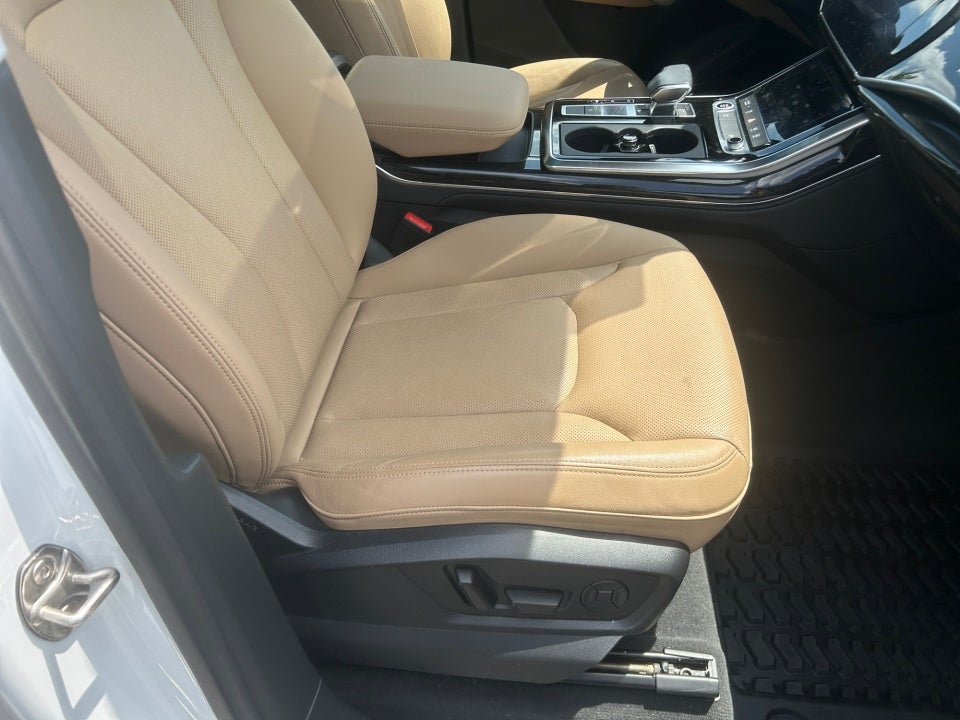2023 Audi Q7 Premium Plus 45 TFSI quattro Tiptronic