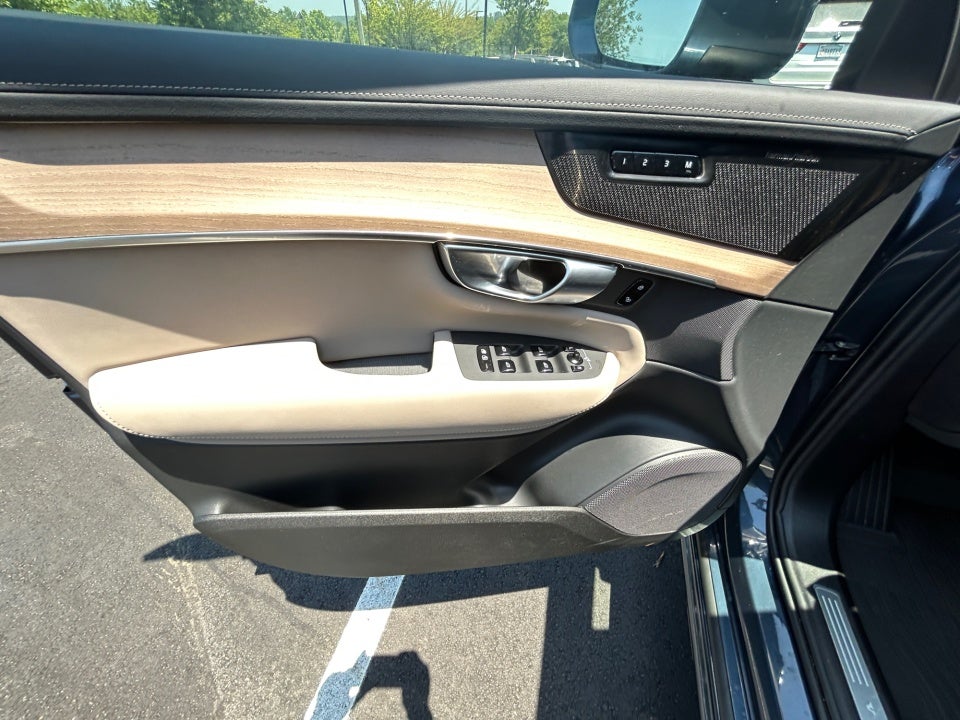 2026 Volvo XC90 Plus