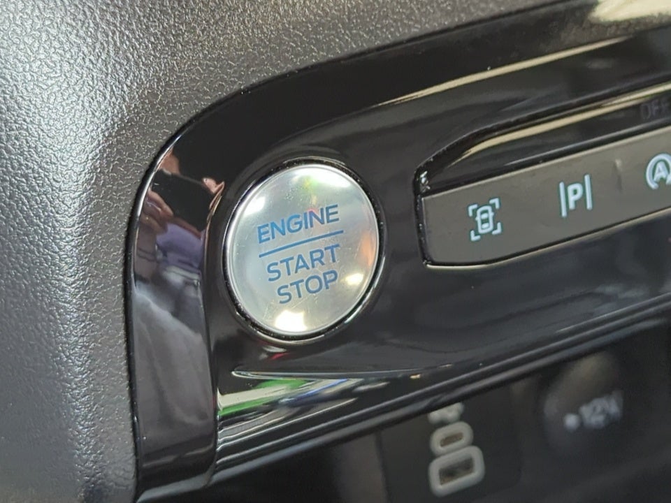 2024 Ford Escape ST-Line Elite