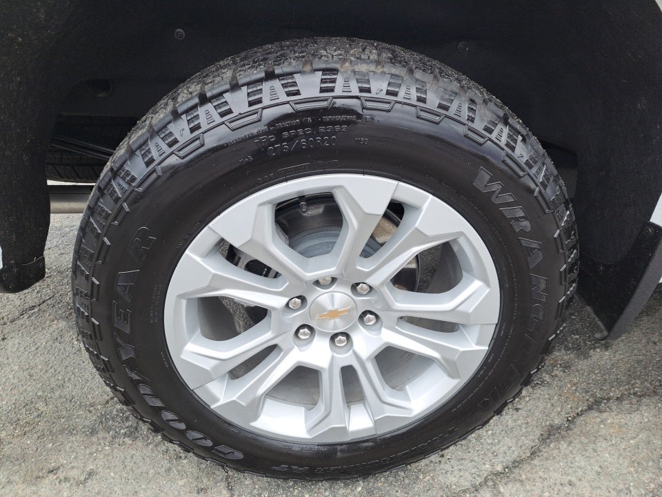 2025 Chevrolet Silverado 1500 4WD Crew Cab Short Bed LTZ