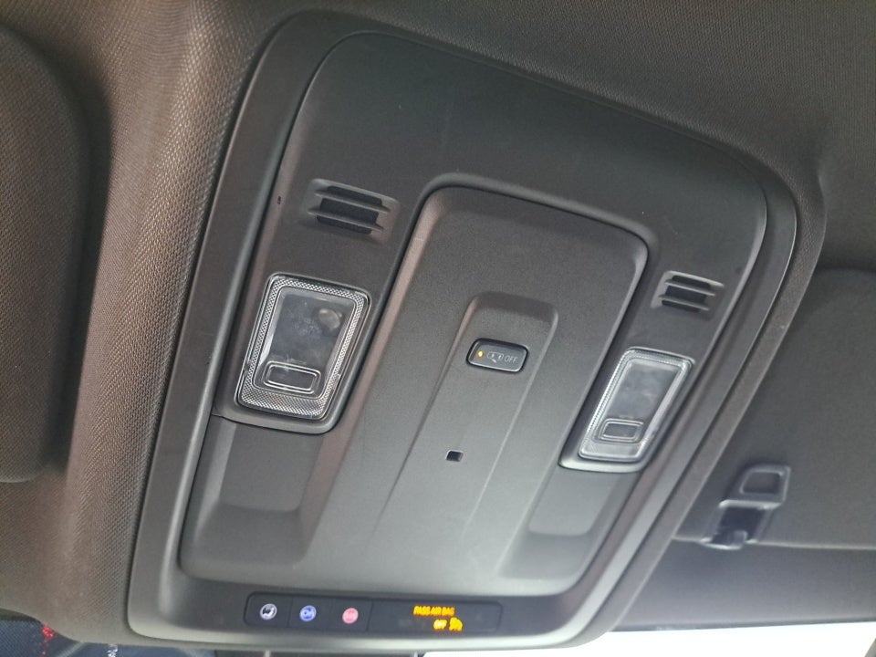 2022 GMC Yukon XL SLE
