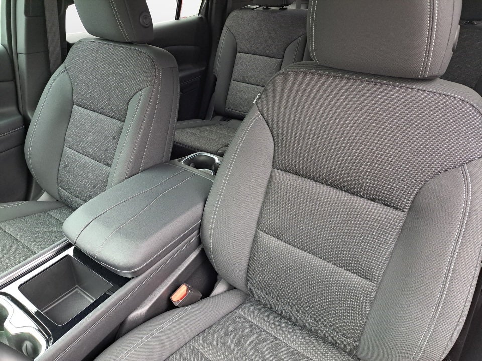 2025 Chevrolet Traverse FWD LT