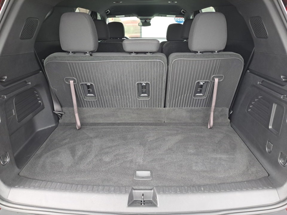 2025 Chevrolet Traverse FWD LT