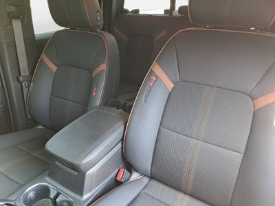 2024 GMC Canyon 4WD AT4