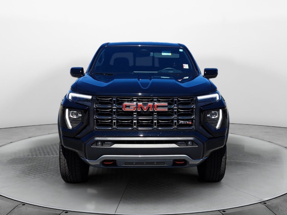 2024 GMC Canyon 4WD AT4