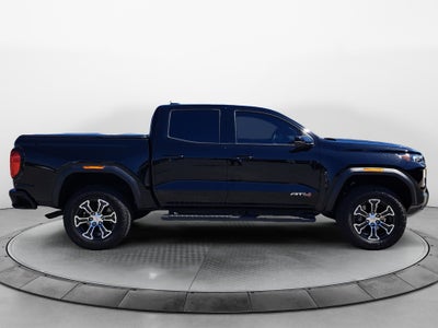 2024 GMC Canyon 4WD AT4