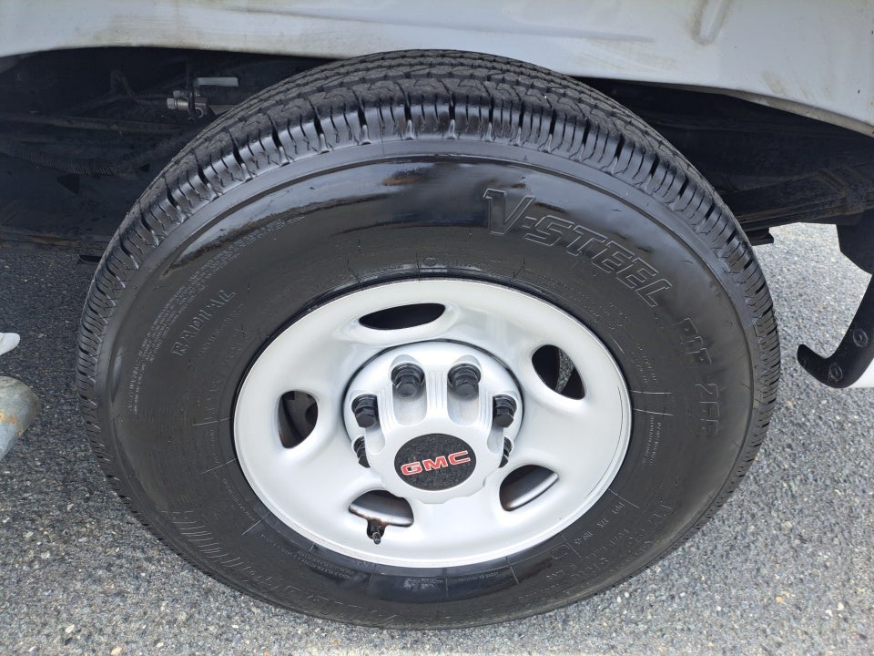 2025 GMC Savana Cargo RWD 2500 Regular Wheelbase Work Van