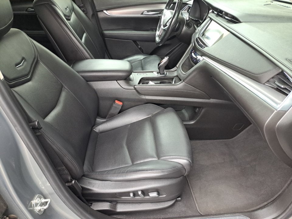 2018 Cadillac XT5 Premium Luxury AWD