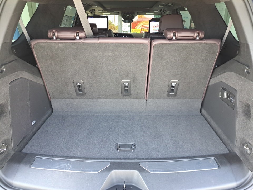 2024 Cadillac Escalade 4WD Sport Platinum