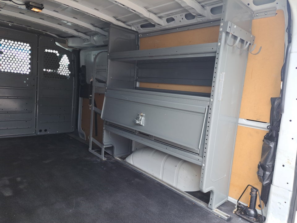 2021 Nissan NV Cargo NV2500 HD SV