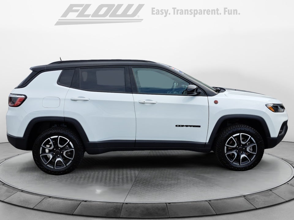 2025 Jeep Compass Trailhawk