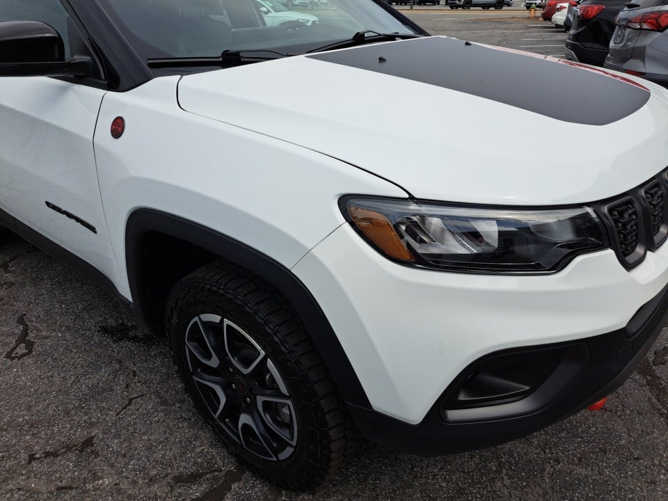 2025 Jeep Compass Trailhawk