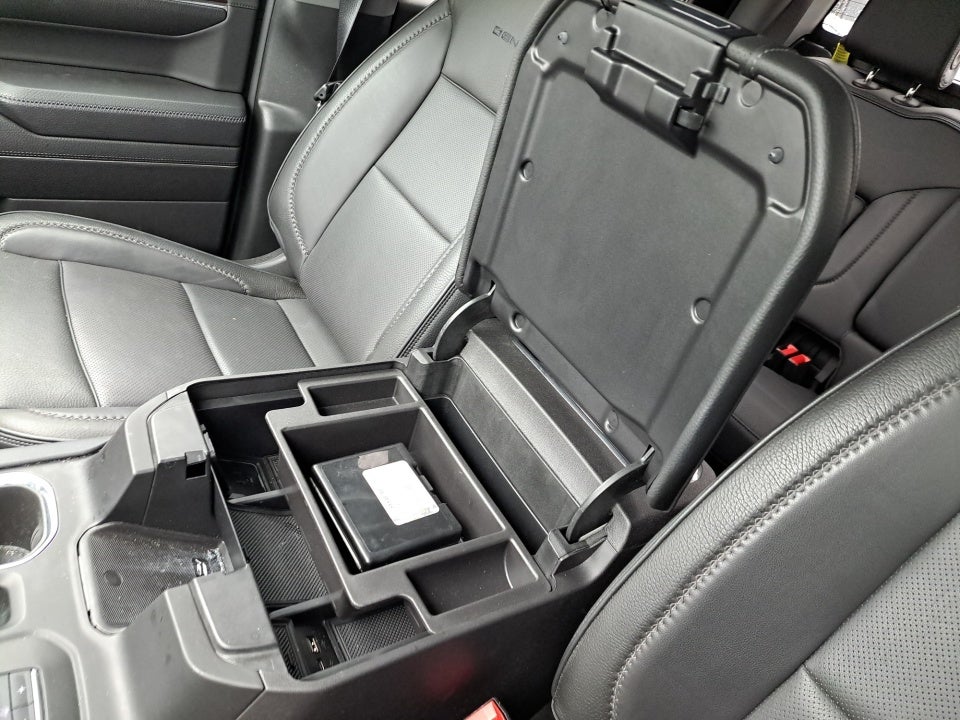 2024 GMC Sierra 1500 4WD Crew Cab Short Box Denali