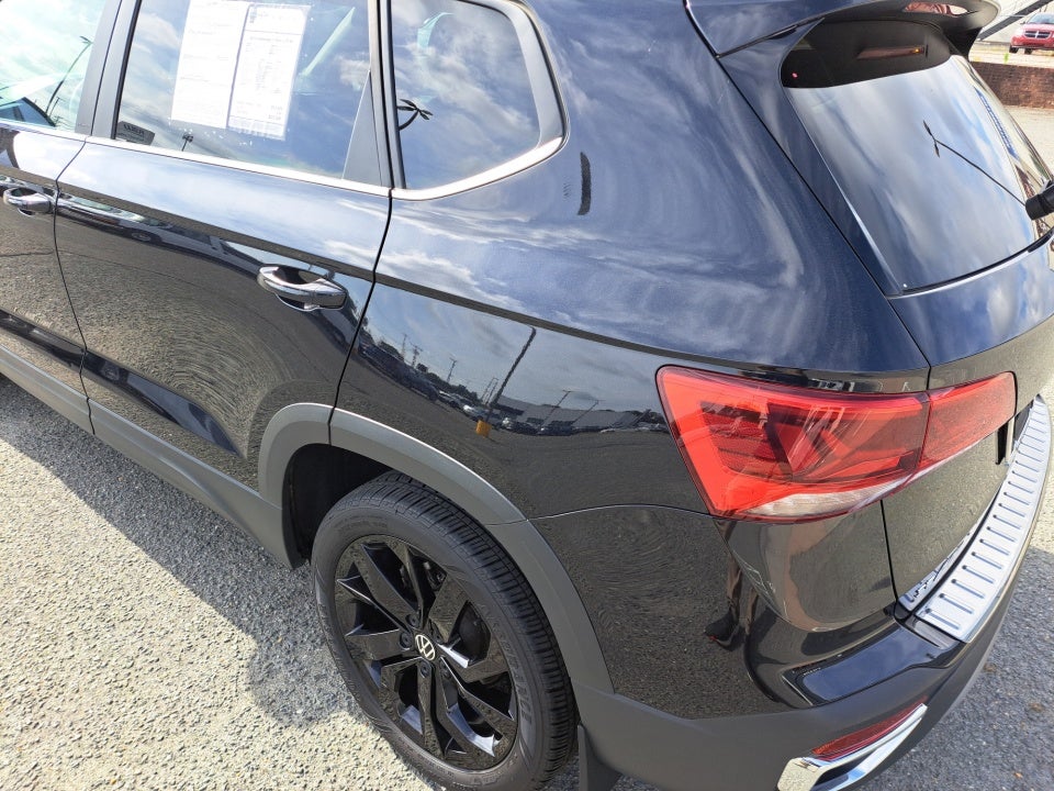 2023 Volkswagen Taos SE