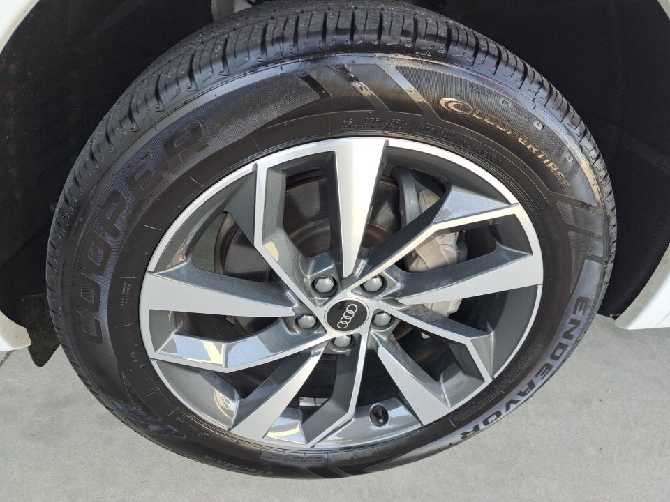 2024 Audi Q5 S line Premium Plus