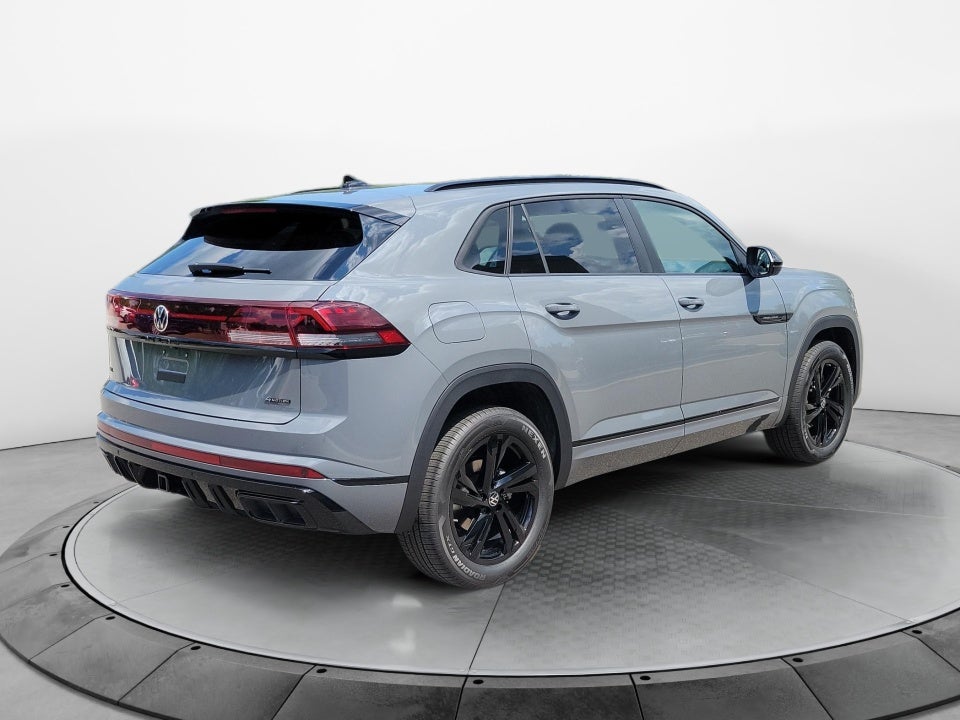 2026 Volkswagen Atlas Cross Sport 2.0T SEL R-Line Black
