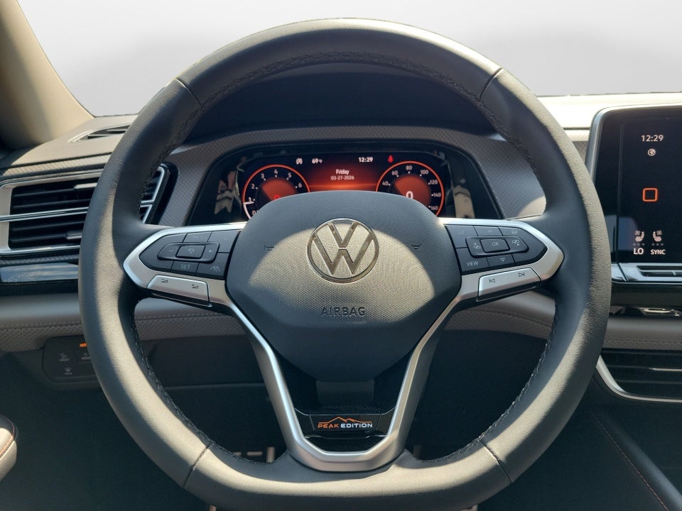 2026 Volkswagen Atlas Peak Edition